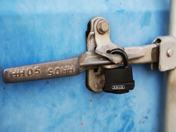 abus-8-szt-klodka-jarzmowa-system-jednego-klucza-marka-abus