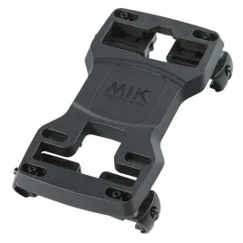 adapter-montazowy-do-bagaznika-basil-mik-carrier-czarny