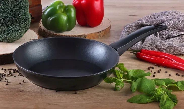 patelnia-wok-28cm-massimo-berretti-br-9133-marka-berretti