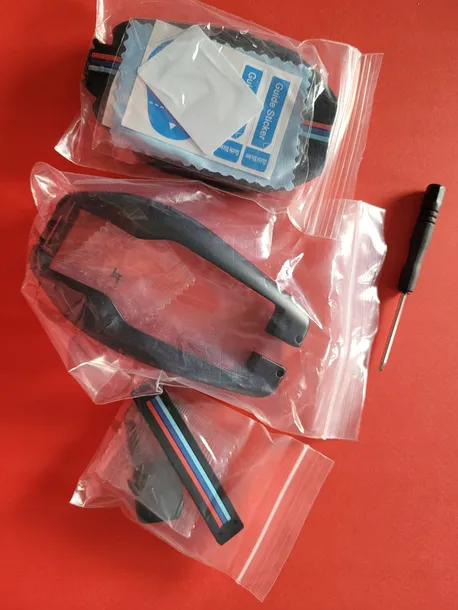 etui-fluoroscencyjne-na-kluczyk-bmw-x1-x3-x5-x6-7-g-m-power-akcesoria-numer-katalogowy-producenta-etui-do-bmw-fluoro-black-m