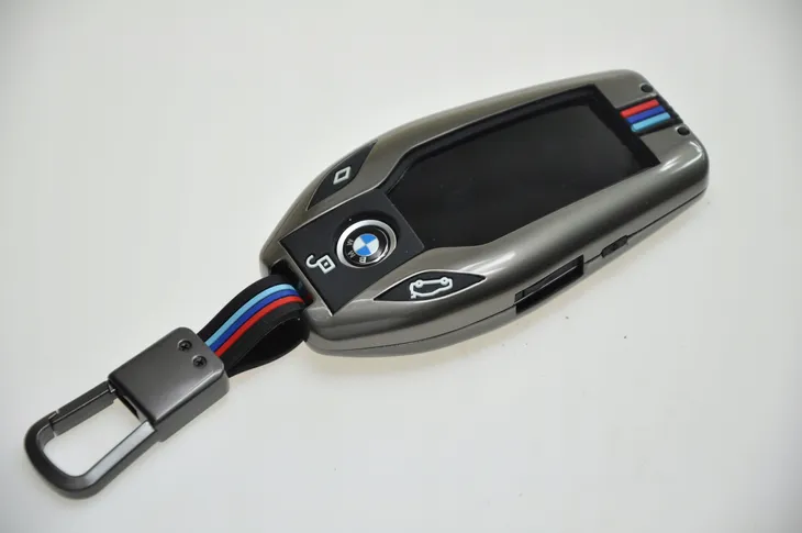 etui-fluoroscencyjne-na-kluczyk-bmw-x1-x3-x5-x6-7-g-m-power-akcesoria-waga-z-opakowaniem-0-3-kg-numer-katalogowy-producenta-etui-do-bmw-fluoro-black-m-marka-bez-marki