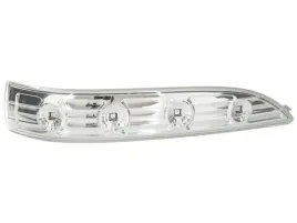 led-kierunkowskaz-w-lusterko-praw-hyundai-ix35-09