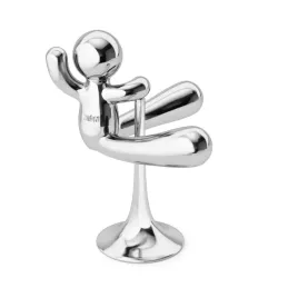 nowoczesny-otwieracz-do-butelek-buddy-rodeo-chrom-dekoracja