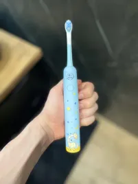 szczoteczka-soniczna-heelly-akumulatorowa-niebieska-dla-dzieci