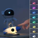 projektor-gwiazd-lampka-nocna-glosnik-bluetooth-astronauta-aplikacja-4k-hd-dlugosc-wysokosc-23-cm