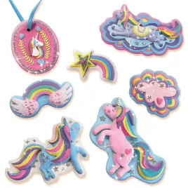 ses-creative-casting-and-painting-unicorns