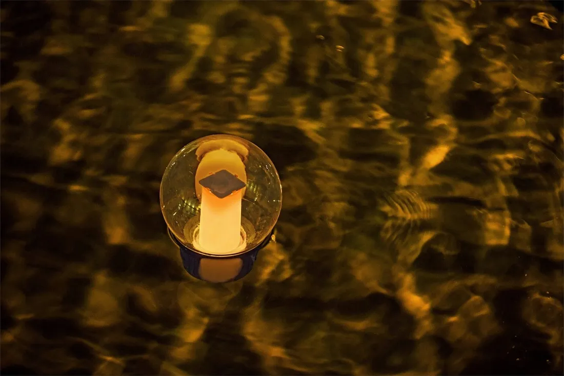 chlor-tabletki-bestway-01-kg-forma-produktu-tabletki