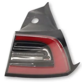 tesla-model-3-lampa-prawa-tylna-led-1077400-00-b