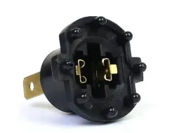 oprawka-wtyk-gniazda-zarowki-h7-mazda-2-3-5-323