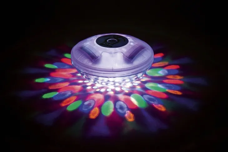 lampka-led-basenowa-bestway