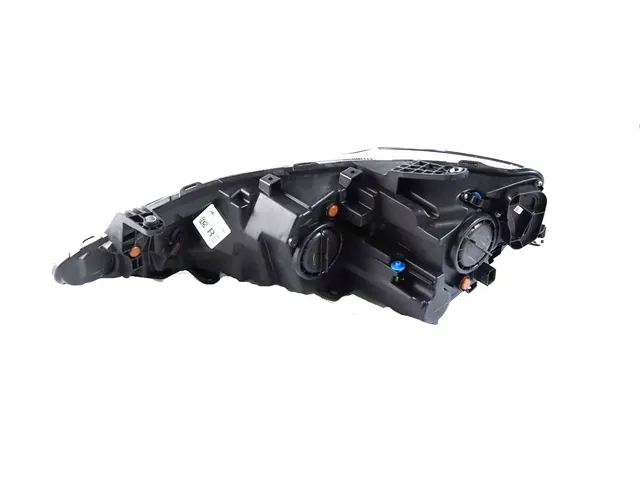 chrysler-pacifica-prawa-przod-led