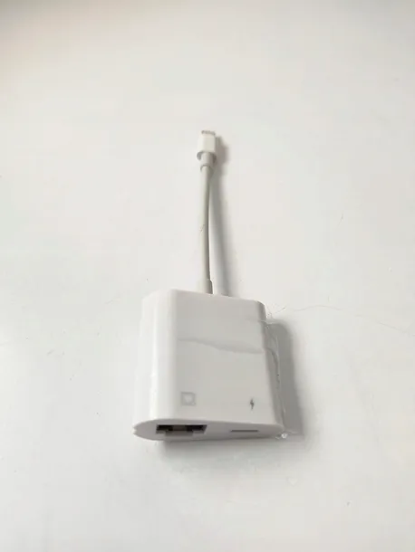 adapter-dla-iphone-lightning-do-ethernet-100-mbps-ios-15-bialy-marka-bez-marki-kod-producenta-00
