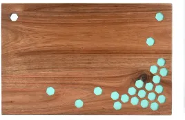 deska-do-krojenia-guowall-drewno-akacjowe-zywica-epoksydowa-38-x25x2-cm