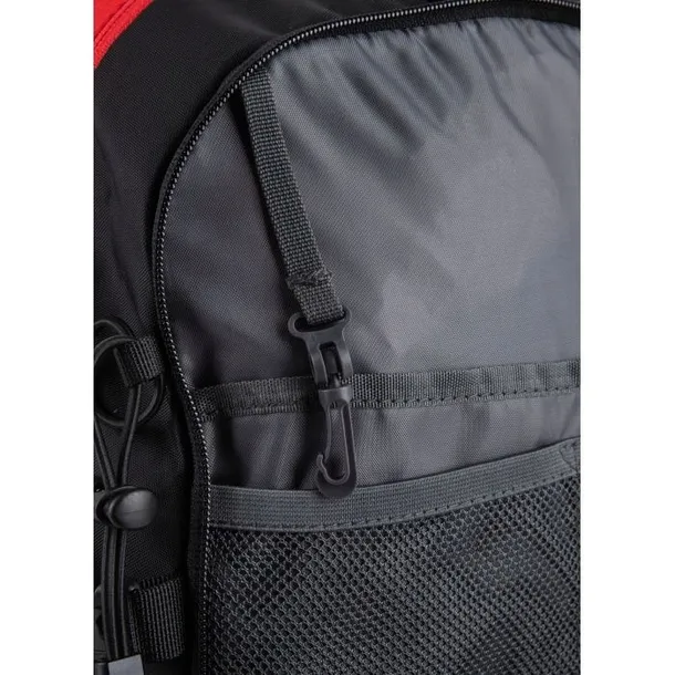 plecak-pitbull-30-l-czerwony-cechy-dodatkowe-elementy-odblaskowe-marka-pitbull