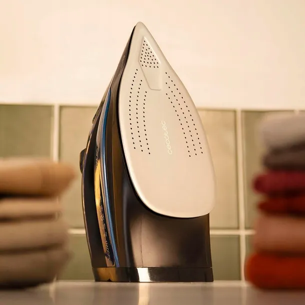 cecotec-zelazko-parowe-3200w-turbo-anodized-pro-lcd-regulacja-temperatury-przyciski