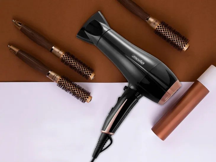suszarka-do-wlosow-mesko-2249-2000w-liczba-zakresow-temperatury-3