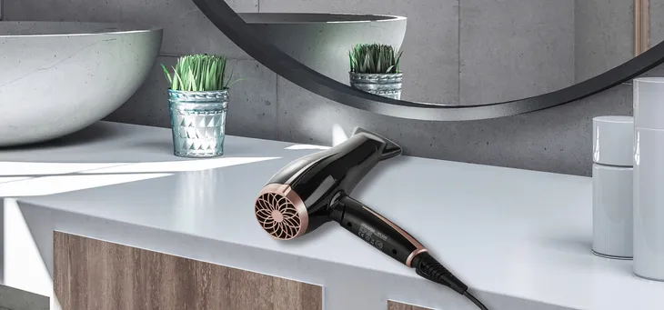 suszarka-do-wlosow-mesko-2249-2000w-konstrukcja-uchwyt-do-zawieszenia