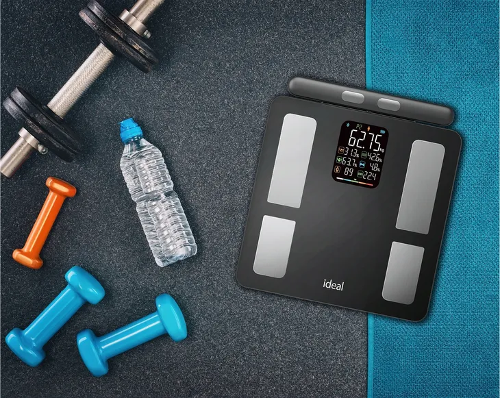 waga-lazienkowa-eldom-iz9101-komunikacja-wskaznik-poziomu-baterii