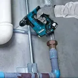 makita-mlotowiertarka-udarowa-sds-plus-hr166dsmj-2-x-4ah-ladowarka-11j-maksymalna-moc-400-w