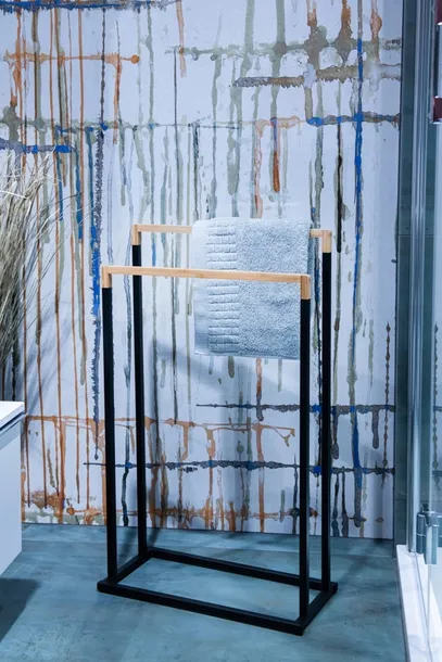 wolnostojacy-awd-interior-bezowy-czarny-liczba-miejsc-do-wieszania-2