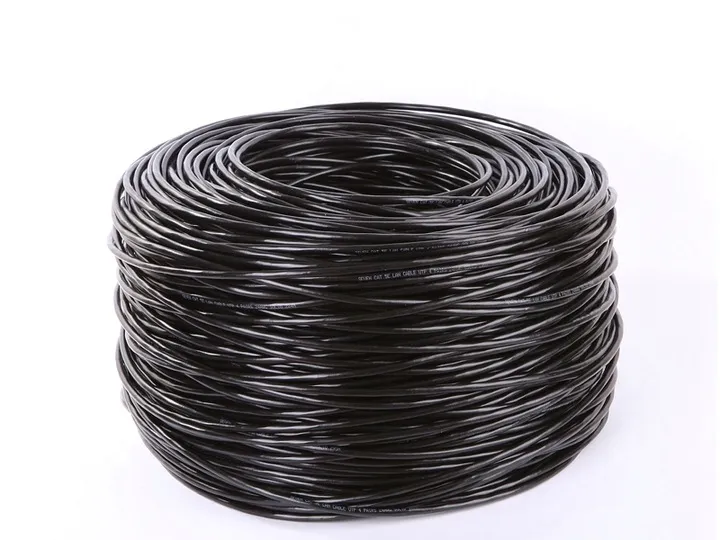 kabel-sieciowy-skretka-seven-utp-4x2-kat-5-outodoor-305m-czarny-producent-seven
