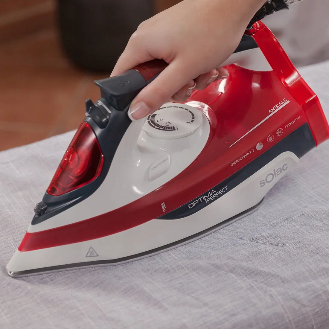 zelazko-solac-pv2014-2600-w-marka-solac