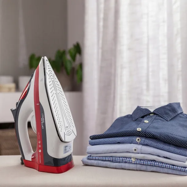 zelazko-solac-pv2014-2600-w-model-ionic-expert-2200