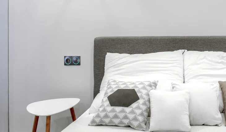 inteligentny-sciemniacz-fibaro-walli-antracyt-led-smart-watomierz-z-wave-zasilanie-sieciowe