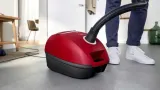 odkurzacz-workowy-tradycyjny-bosch-bgb41rd3h-serie-4-filtr-hepa-600w-pojemnosc-zbiornika-na-kurz-4-l