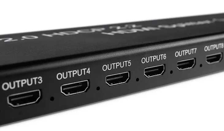 rozdzielacz-hdmi-1x10-spacetronik-4k-60hz-hdr-edid-rozgaleznik-splitter-zlacza-gniazdo-hdmi