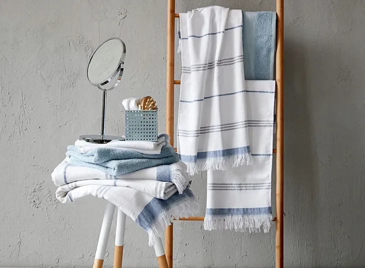 lusterko-stojace-srebrny-duschy-rodzaj-stojace