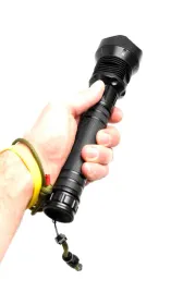 latarka-led-akumulatorowa-xhp90-10w-najmocniejsza