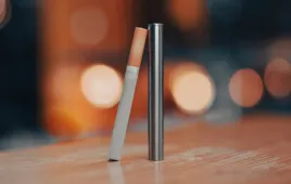 zapalniczka-retro-benzynowa-plomieniowa-vintage