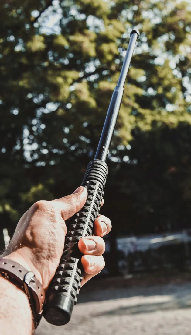 duza-palka-teleskopowa-26-cali-baton-tonfa-etui-marka-bez-marki