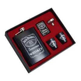 piersiowka-zestaw-zapalniczka-2-kieliszki-lejek-czarna-jd-whiskey-prezent