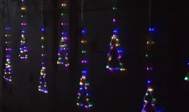 girlanda-kurtyna-160-choinki-choinka-kolor-drucik