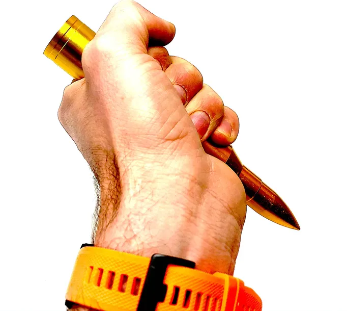 laser-latarka-naboj-led-cob-model-lnab-zawiera-baterie-nie