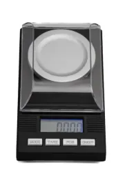 elektroniczna-waga-jubilerska-100g-0001g-mala