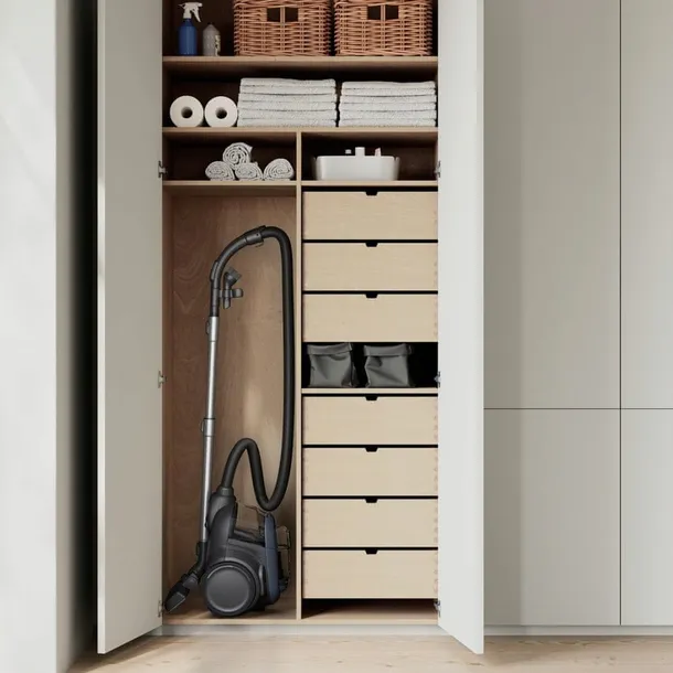 odkurzacz-bezworkowy-electrolux-600-el61c3db-wysokosc-produktu-30-4-cm