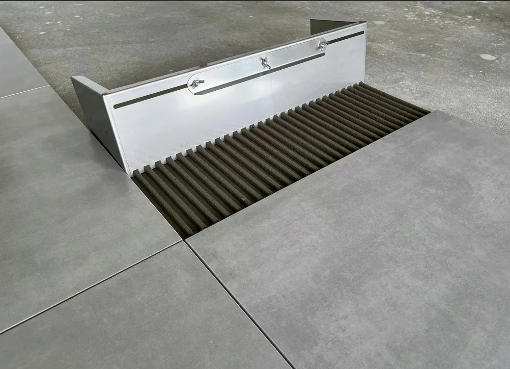 paca-zebata-km-express-800-mm-waga-z-opakowaniem-2-3-kg