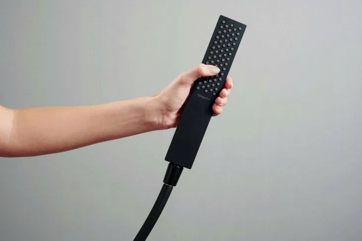 sluchawka-prysznicowa-ecosmart-czarny-mat-hansgrohe-pulsify-e-linia-pulsify