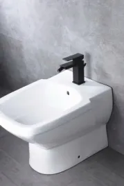 bateria-bidetowa-blue-water-toronto-czarny