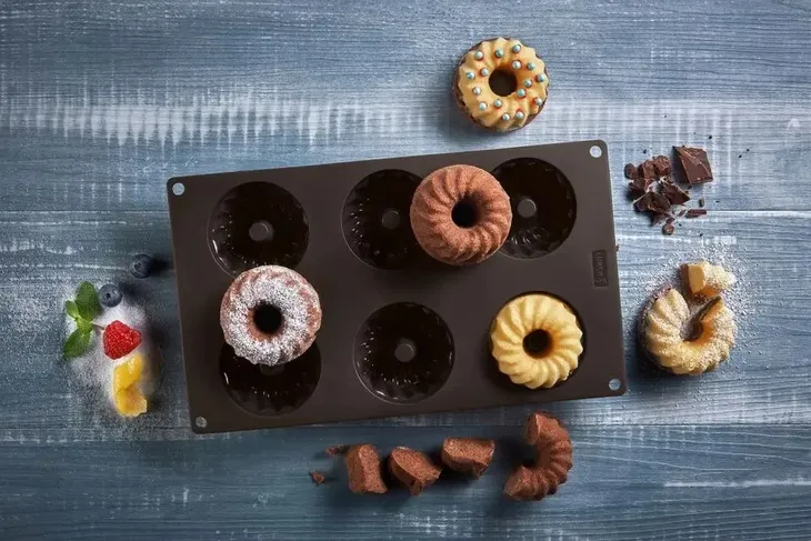 forma-do-muffinek-lurch-175-x-37cm-material-silikon