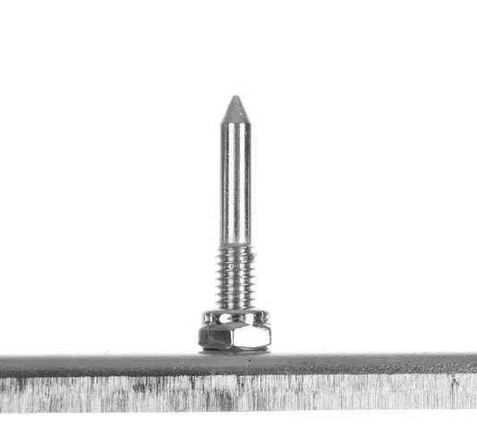 wertykulator-reczny-do-trawy-aerator-trawnika-domowego-148-cm-kultywator-marka-gardenline-seria-lar3870