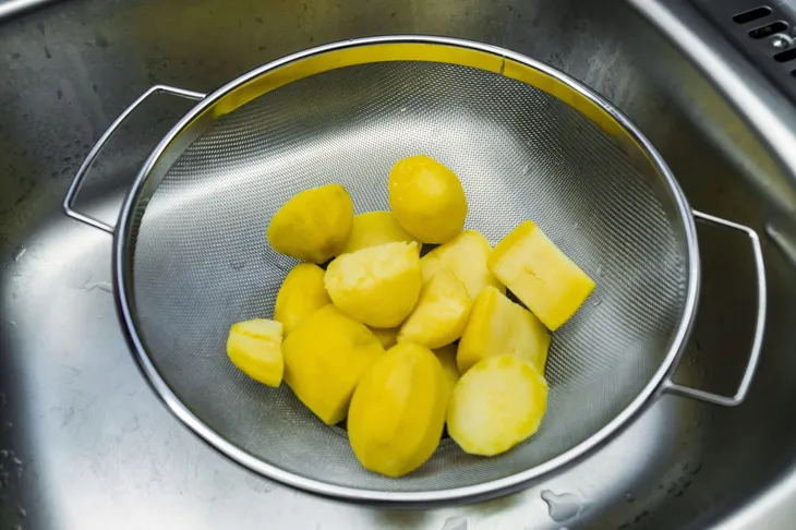 durszlak-siatkowy-lurch-sred-25-cm-marka-lurch