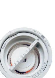 mlynek-reczny-zassenhaus-tworzywo-sztuczne-bezbarwny