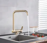 bateria-kuchenna-podokienna-skladana-zlota-z-perlatorem-kran-do-kuchni-wykonczenie-metal