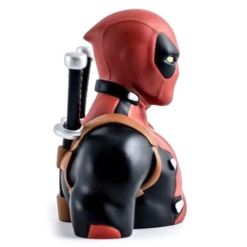 deadpool-skarbonka-figurka-marvel-17-cm