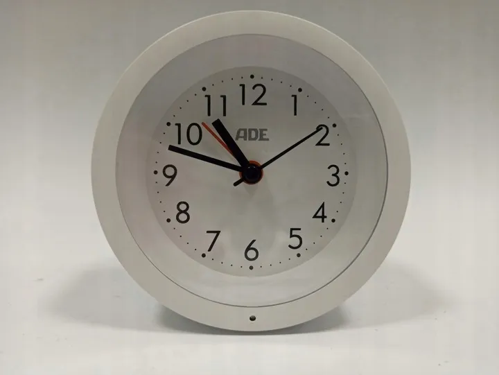 zegar-budzik-ade-bialy-4cm-material-dominujacy-tworzywo-sztuczne
