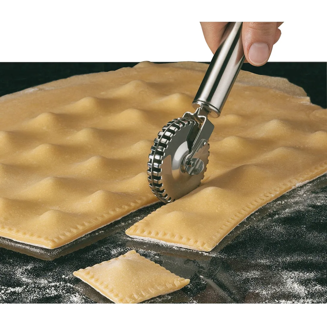 radelko-do-pierogow-kuchenprofi-waga-z-opakowaniem-0-08-kg